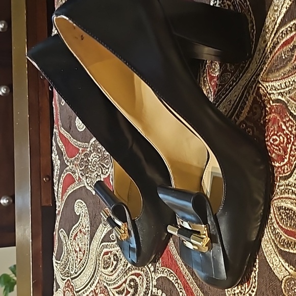 💥💥💥Michael Kors💥💥💥 - Picture 5 of 7